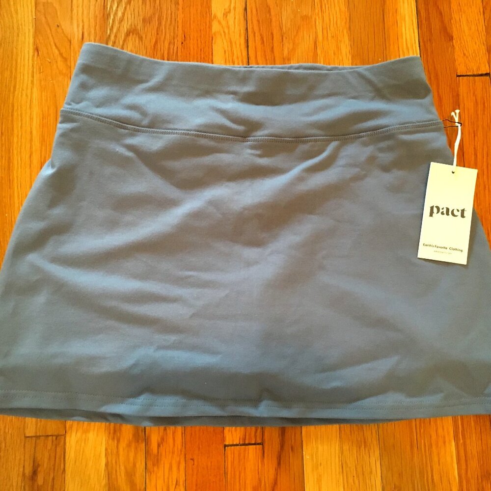 PACT Women’s Organic Go-To Pocket Skort – NWT – Size M